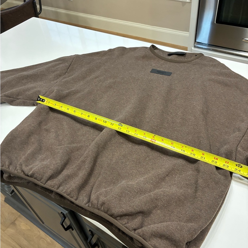 Fear of God Essentials Crewneck “Heather Wood” Brown Mens size L - Picture 5 of 5